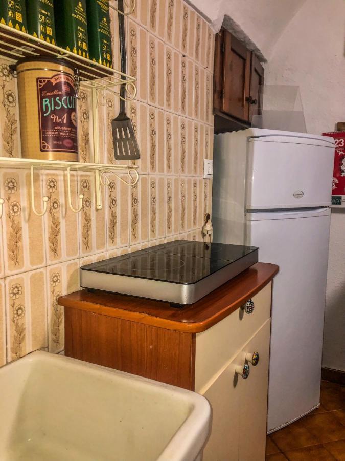 La Casa Di Vasco Bussana Vecchia Apartment Sanremo Bagian luar foto
