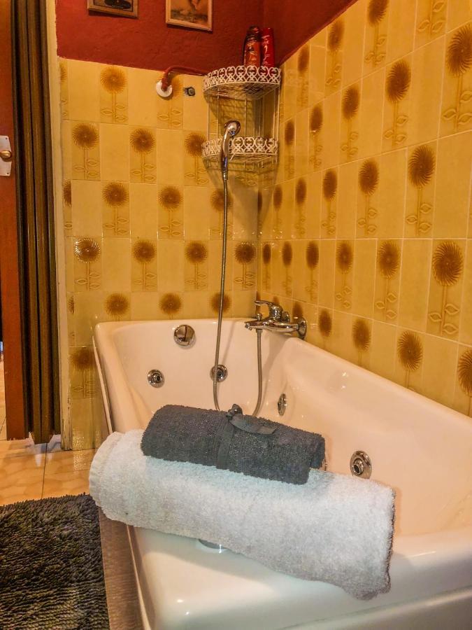 La Casa Di Vasco Bussana Vecchia Apartment Sanremo Bagian luar foto
