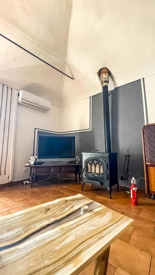 La Casa Di Vasco Bussana Vecchia Apartment Sanremo Bagian luar foto
